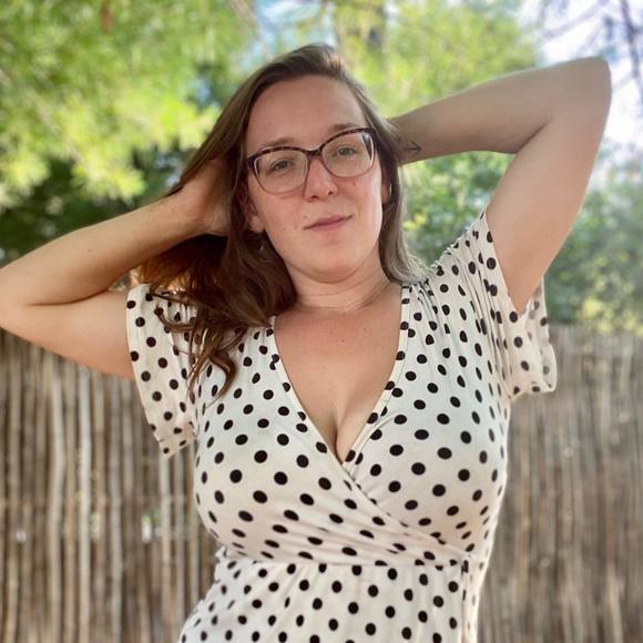 Meet your Posher, Kate - Picture 1 of 1